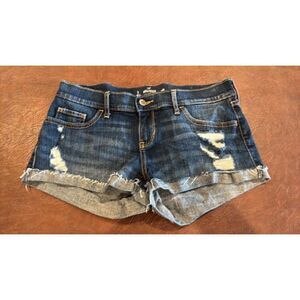 Hollister womans shorts 3